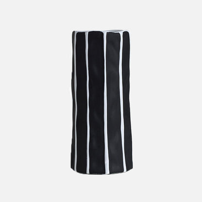 Black Ceramic Vase with Geometric Design – Handmade Decorative Piece for Modern Home Decor 7