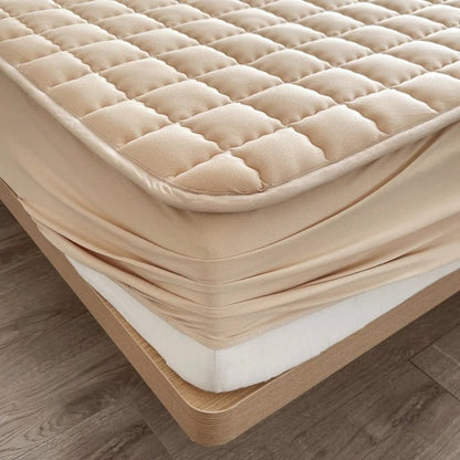 Breathable Mattress Protector with Liquid Repellent and Allergen Barrier – Soft Polyester Blend 2