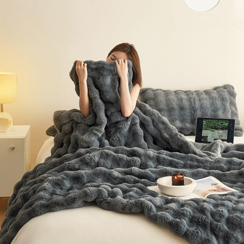 Double-Sided Faux Rabbit Fleece Blanket – Soft All-Season Throw for Bed, Sofa, Travel – Machine Washable, Cozy Plush Comfort 2