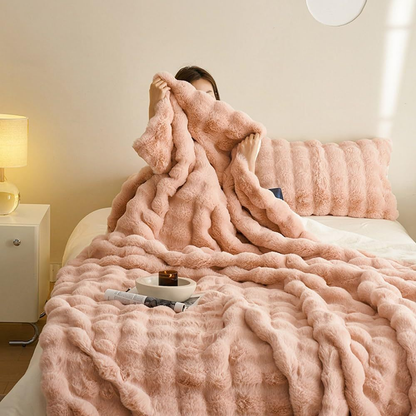 Double-Sided Faux Rabbit Fleece Blanket – Soft All-Season Throw for Bed, Sofa, Travel – Machine Washable, Cozy Plush Comfort 3