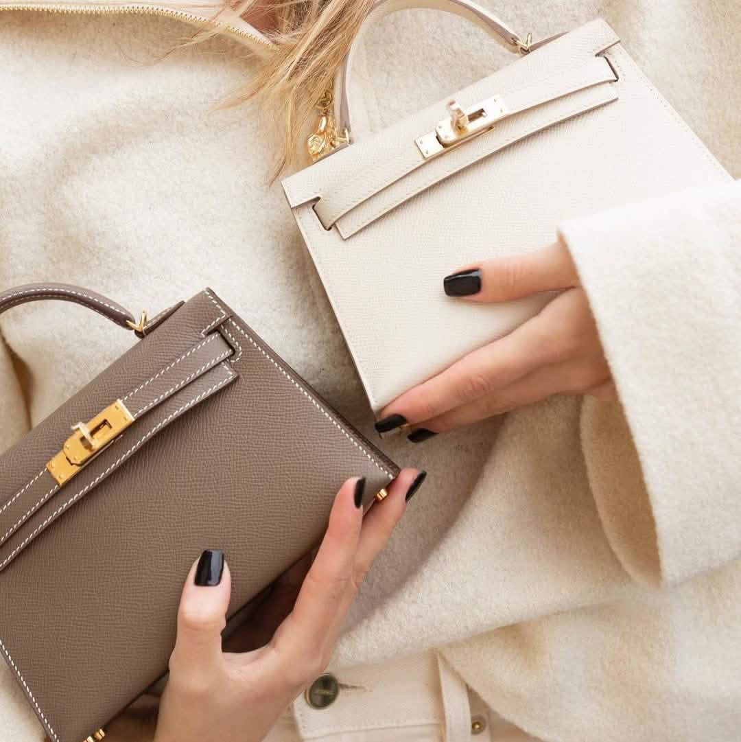 The Kelly 20 Handbag